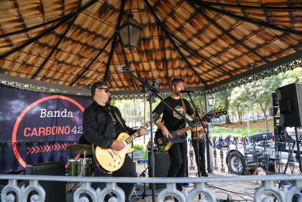 Neste domingo, São Caetano tem encontro de motos e show de rock no Bosque do Povo