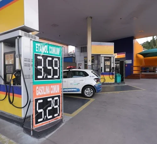 Prefeitura de São Bernardo fecha posto de gasolina ilegal